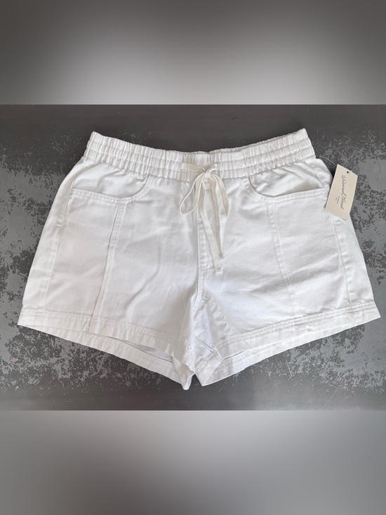 Universal Thread Pants - Universal Thread White Shorts XS